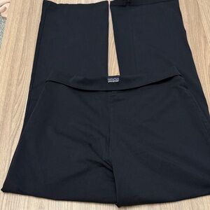 Patagonia Women’s Wide Straight Leg Fold Over Cotton Yoga Pants Black Large